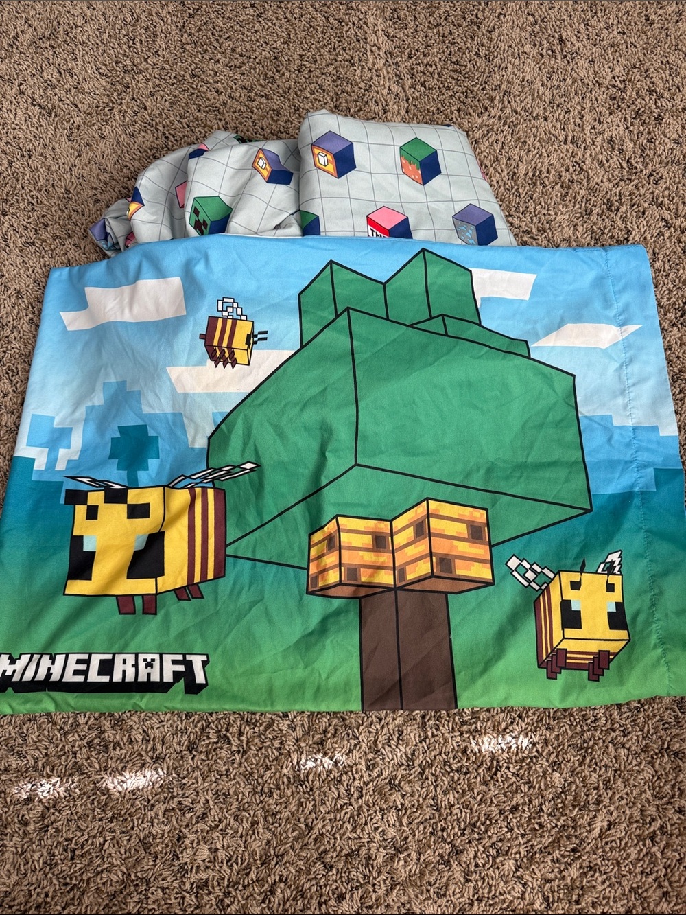 Minecraft Bee & Tree Pillowcase and twin sheets - Bright Green and Blue